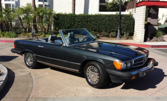 __________ 1986 Mercedes-Benz SL-Class 2 Door