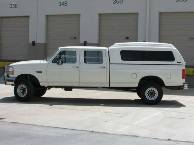 1992 Ford F-350 1 Owner Low Miles 4X4 Crew Cab 7.3 Diesel XLT - photo 3