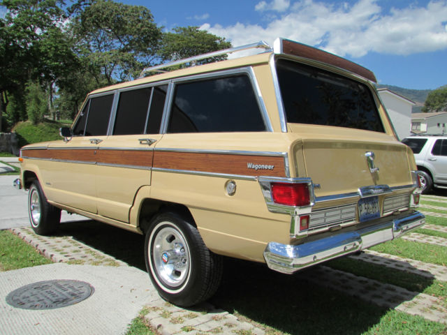 1977 Jeep Wagoneer - photo 3