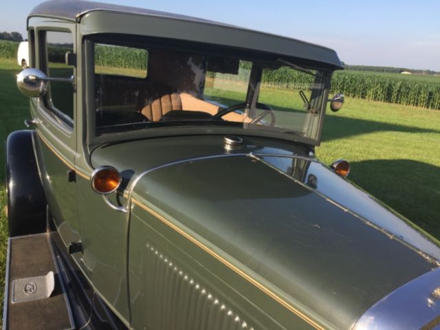 1930 Ford Model A - photo 2