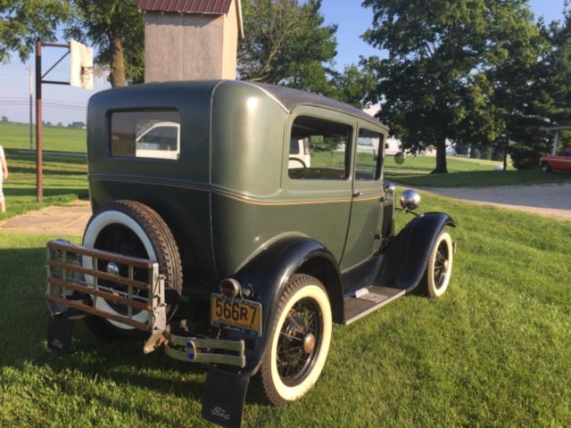 1930 Ford Model A - photo 5