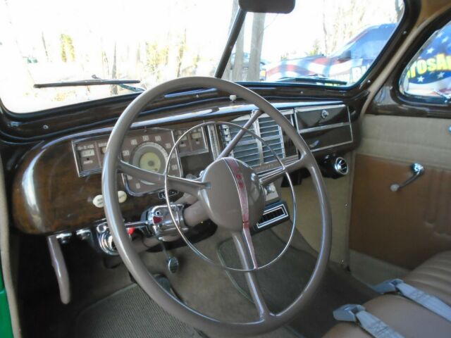 1940 Plymouth Deluxe Touring Sedan - photo 10