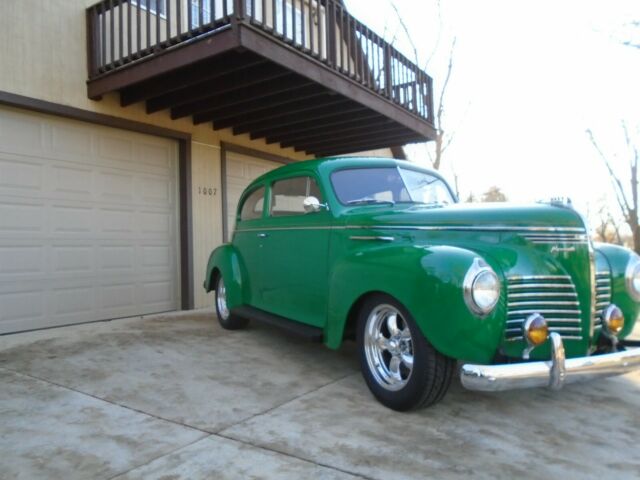 1940 Plymouth Deluxe Touring Sedan - photo 5