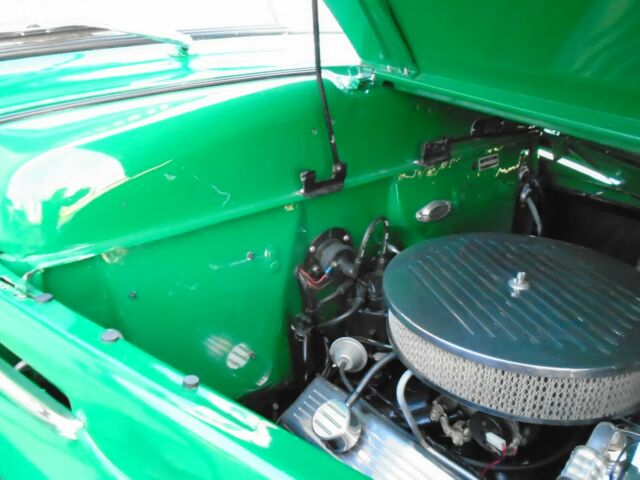 1940 Plymouth Deluxe Touring Sedan - photo 9