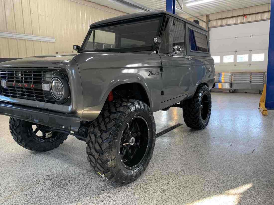 1966 Ford Bronco - photo 2