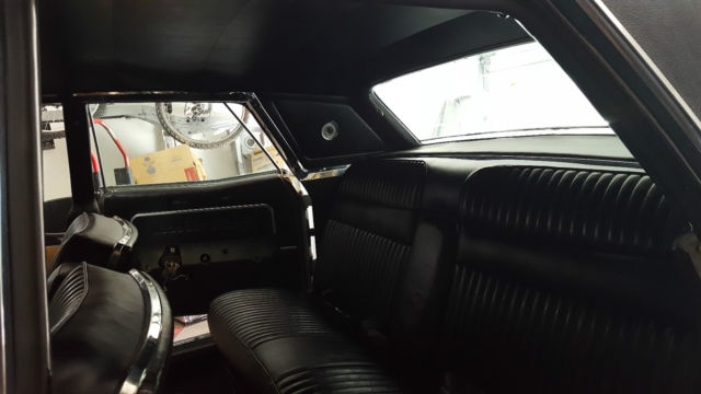 1966 Lincoln Continental - photo 10