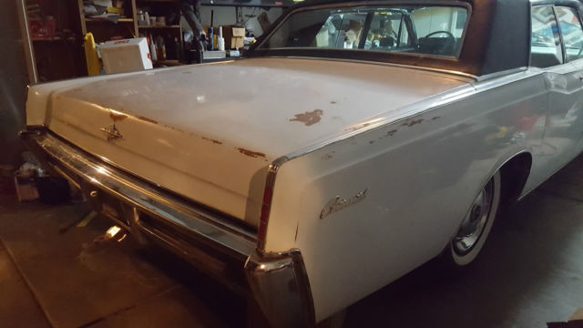 1966 Lincoln Continental - photo 12