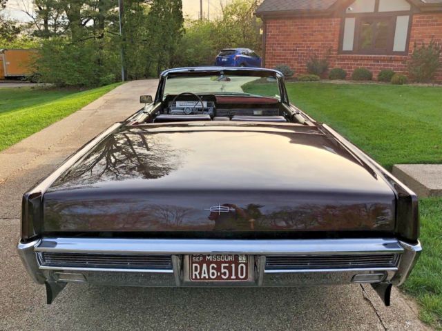 1966 Lincoln Continental Convertible - photo 8