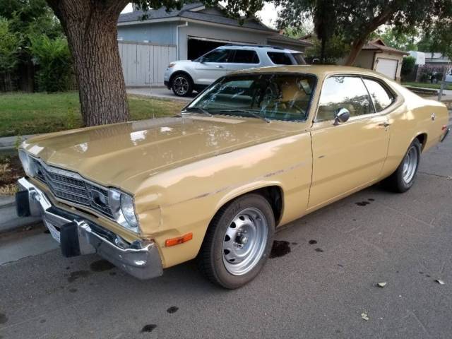 ** 1974 Plymouth Duster 225 - Slant 6 - Automatic - A/C - New Interior ** 1974 Plymouth Duster --
