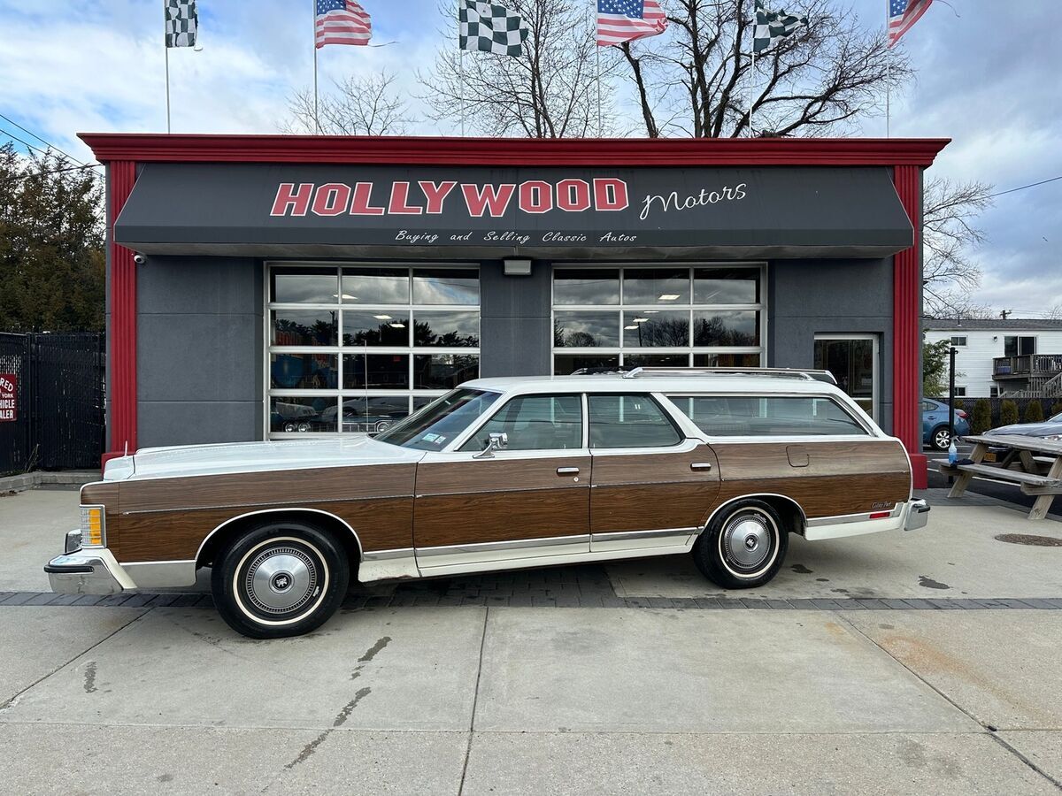 1977 Mercury Colony Park Station Wagon - photo 2
