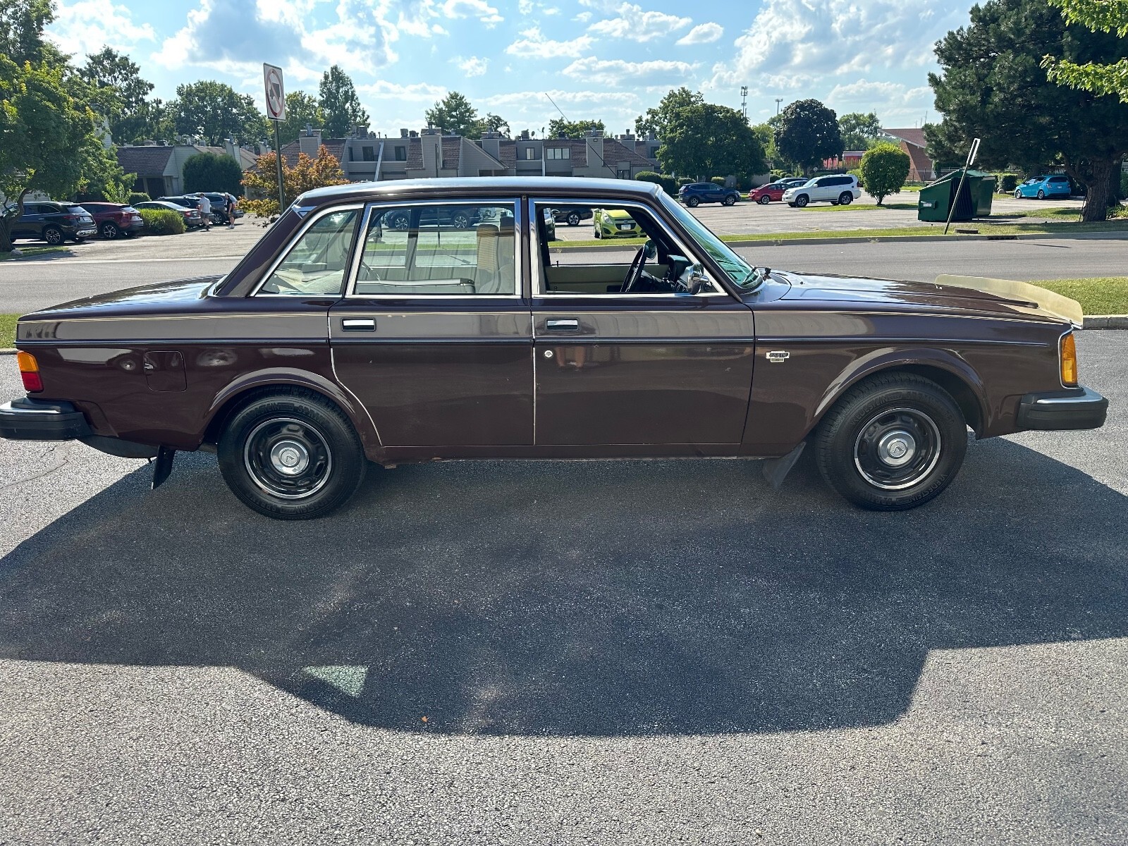 1979 Volvo 240 244DL 4-SPEED MANUAL 1 OWNER - photo 6