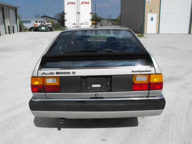 1985 Audi 100 5000S - photo 4