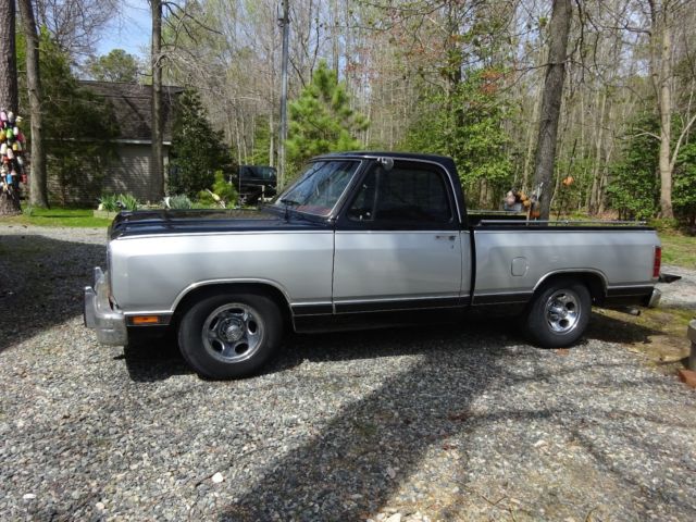 1987 Dodge Other Pickups Ram - photo 2