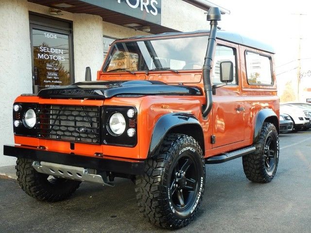 1987 Land Rover Defender