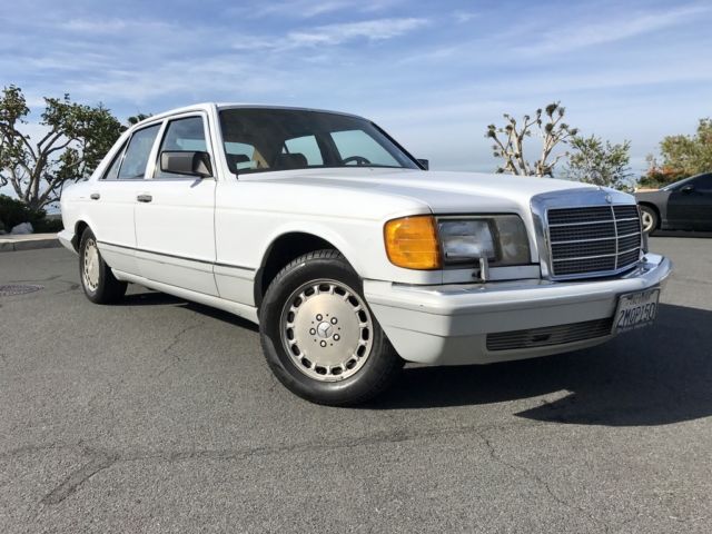 1989 Mercedes-Benz 300-Series Base Sedan 4-Door - photo 2