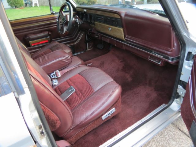 1990 Jeep Wagoneer - photo 13