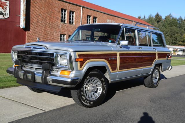 1990 Jeep Wagoneer - photo 2