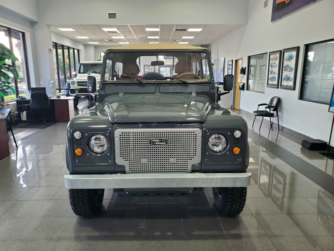 1991 Land Rover Defender 90 3 DOOR SOFT TOP V8 - photo 3