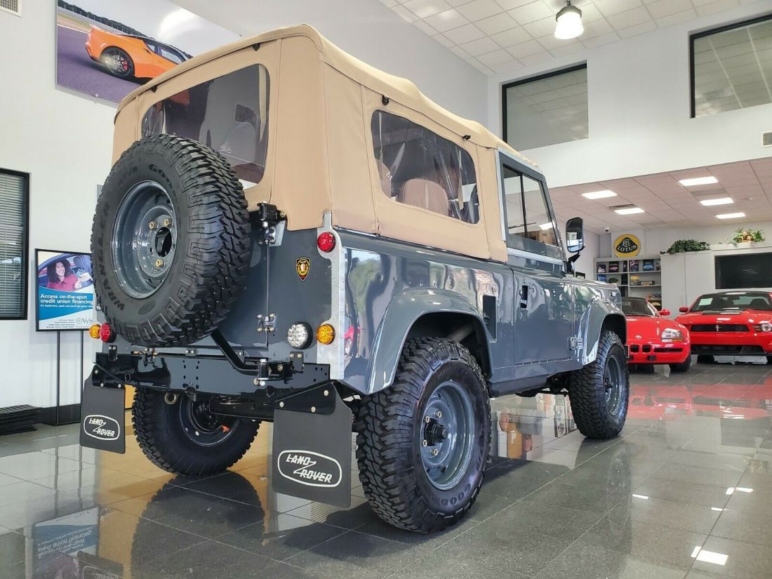 1991 Land Rover Defender 90 3 DOOR SOFT TOP V8 - photo 9