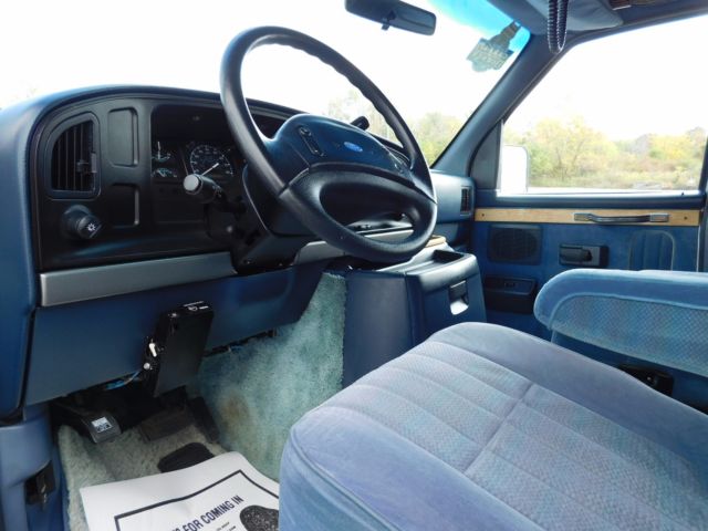 1992 Ford E-Series Van XL Extended Cargo Van 2-Door - photo 12
