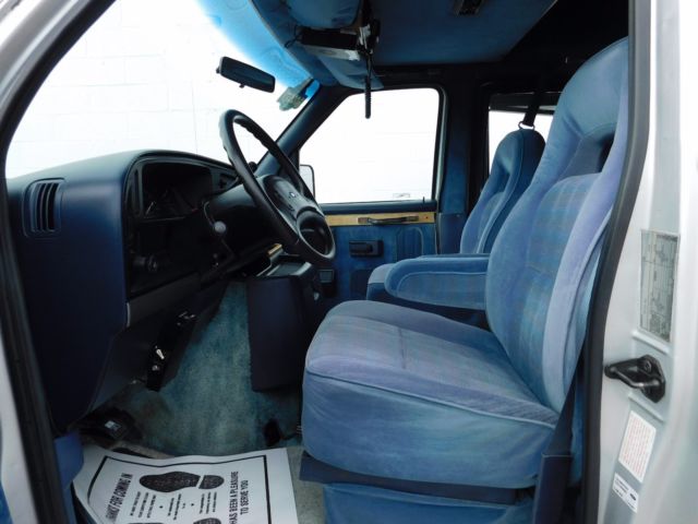 1992 Ford E-Series Van XL Extended Cargo Van 2-Door - photo 13