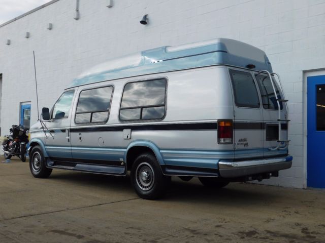 1992 Ford E-Series Van XL Extended Cargo Van 2-Door - photo 6