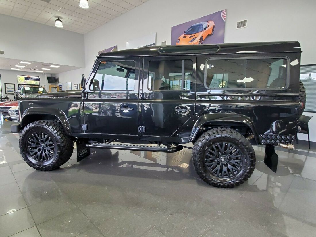 1992 Land Rover Defender 110 5 DOOR V8 - photo 2