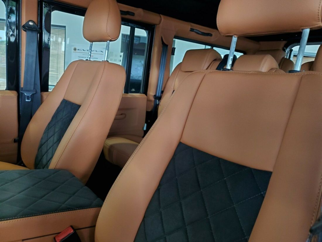1992 Land Rover Defender 110 5 DOOR V8 - photo 5