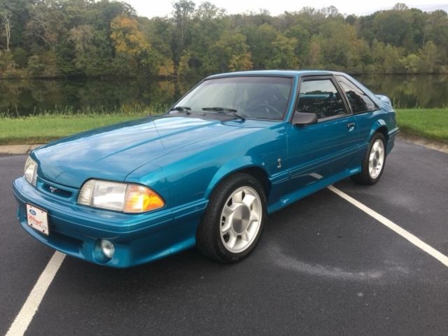 1993 Ford Mustang Svt - photo 2