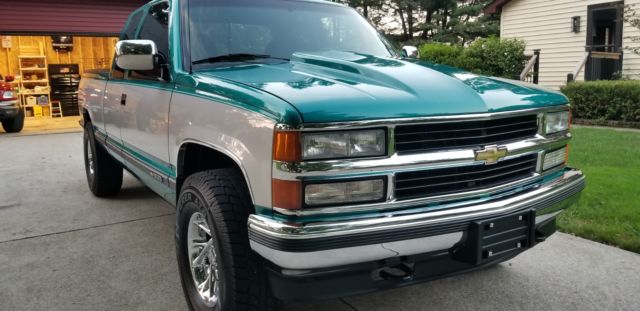 1994 Chevrolet C/K Pickup 1500 SILVERADO - photo 6