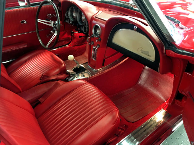 1963 Chevrolet Corvette Convertible! Beautiful color combination - photo 10