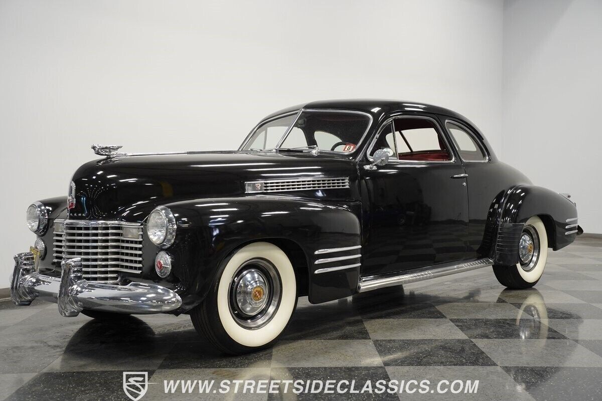 1941 Cadillac Series 62 Coupe - photo 3