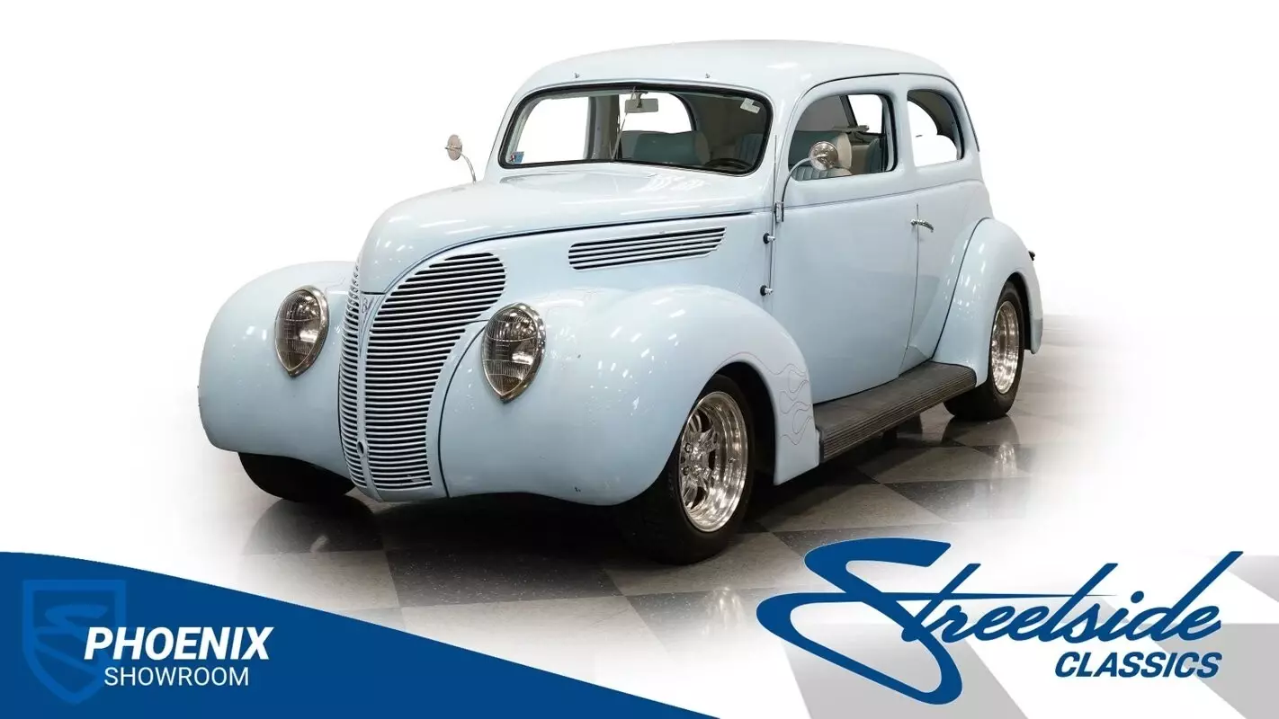 * 350 CI V8 ENGINE * 3 SPEED TH350 AUTOMATIC TRANSMISSION * SINGLE 4 BARREL CA 1936 Ford Tudor