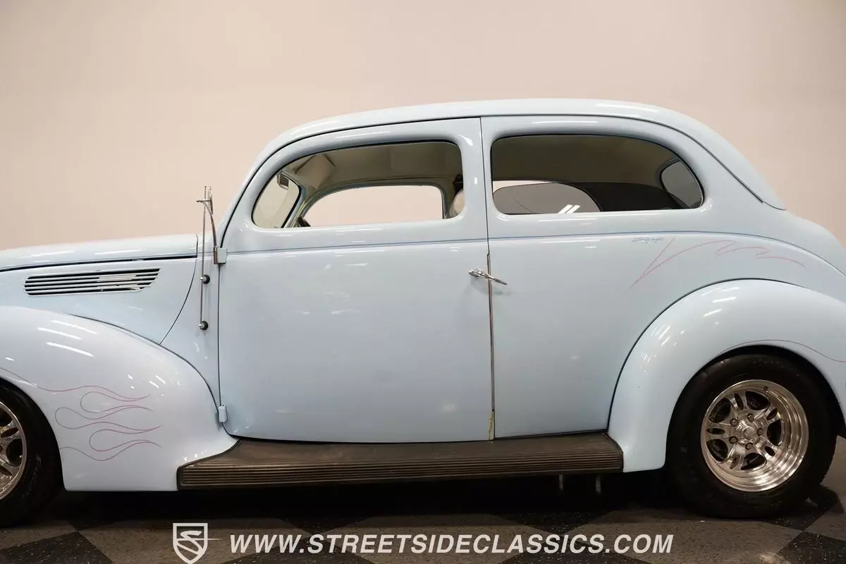 1936 Ford Tudor - photo 11