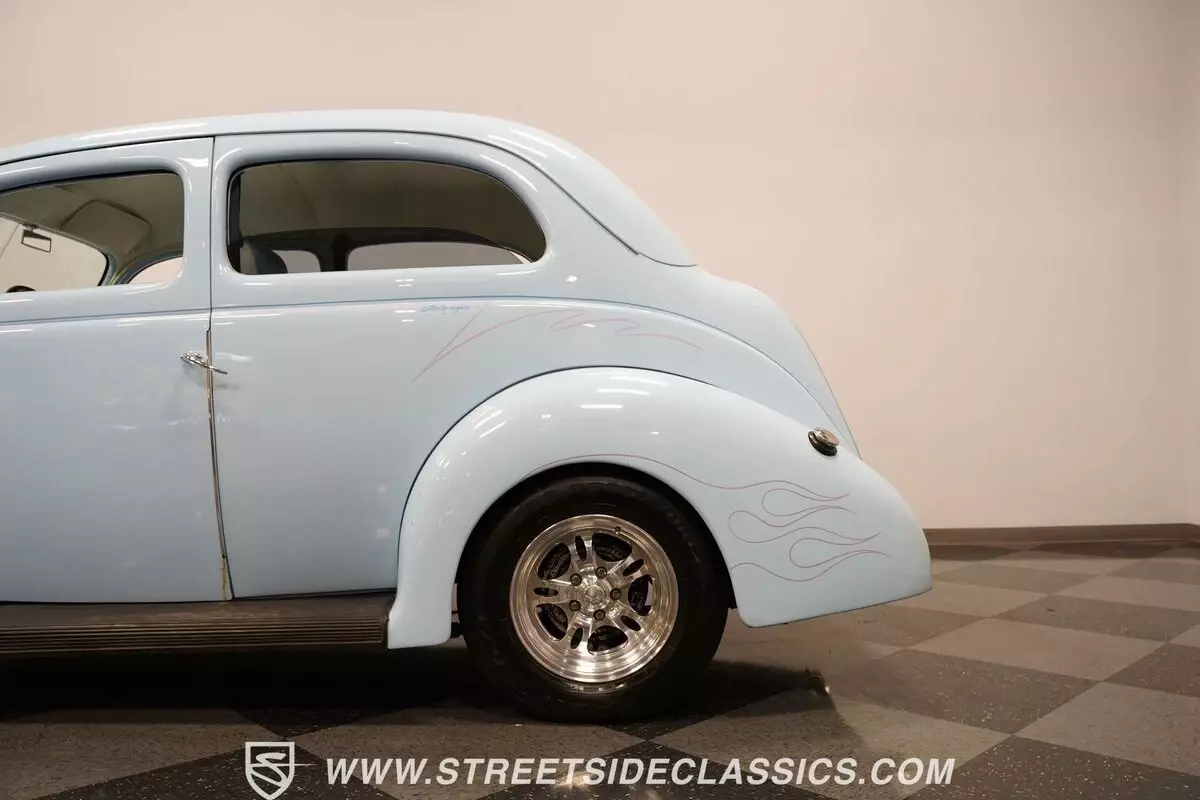 1936 Ford Tudor - photo 12
