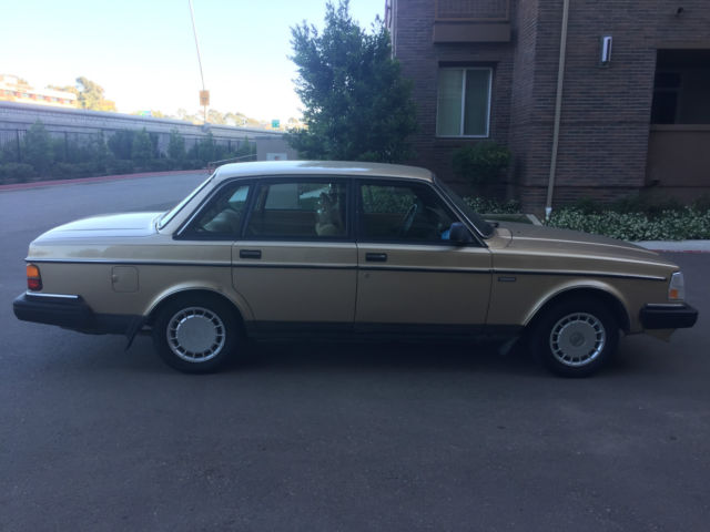 1989 Volvo 240 - photo 9