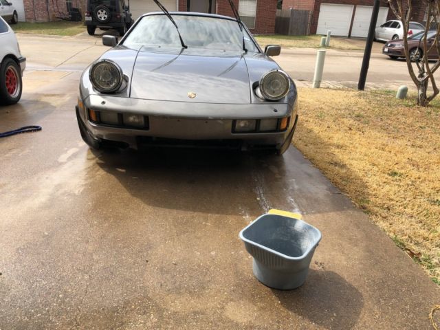 1984 Porsche 928 S - photo 2