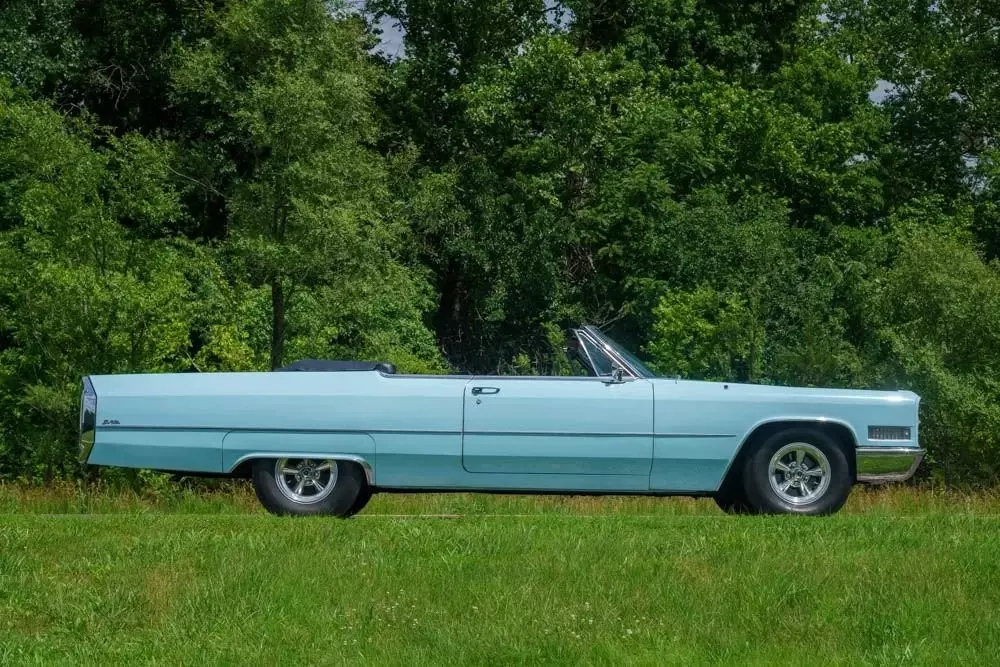 1966 Cadillac Coupe Deville Convertible Convertible - photo 4