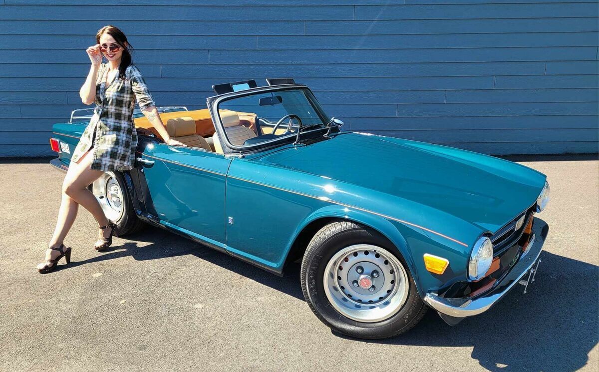 1973 Triumph TR-6 CONVERTIBLE