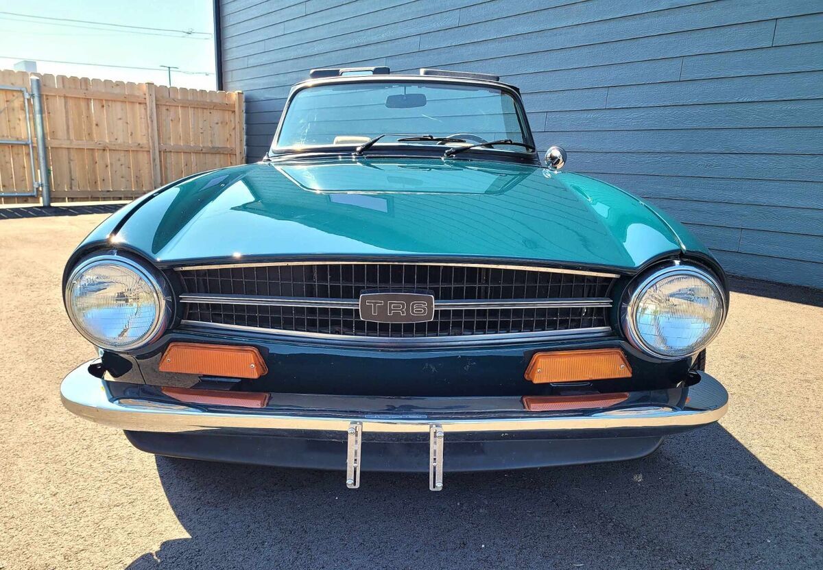 1973 Triumph TR-6 CONVERTIBLE - photo 4