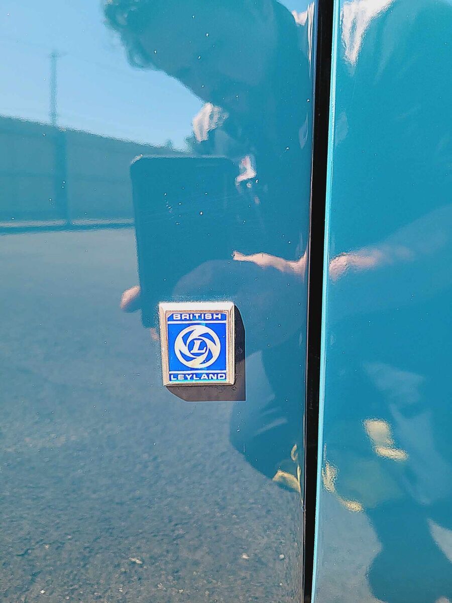 1973 Triumph TR-6 CONVERTIBLE - photo 9