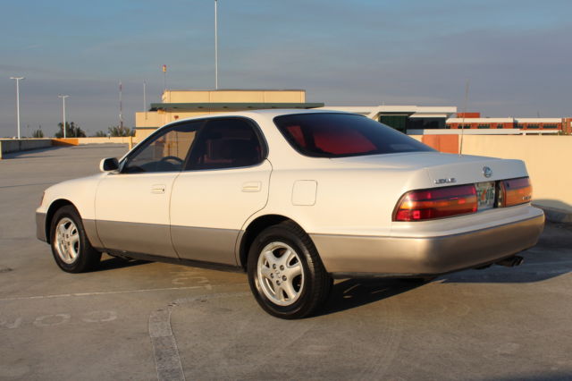 1992 Lexus ES Base Sedan 4-Door - photo 4