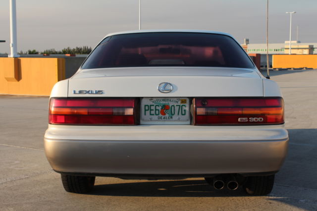 1992 Lexus ES Base Sedan 4-Door - photo 5