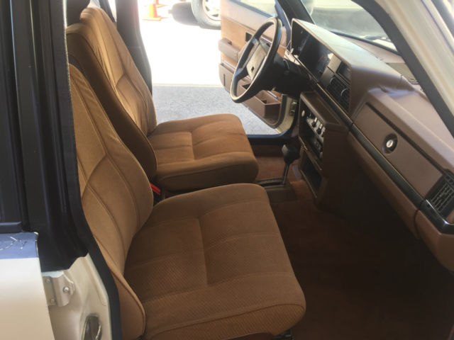 1987 Volvo 240 - photo 11
