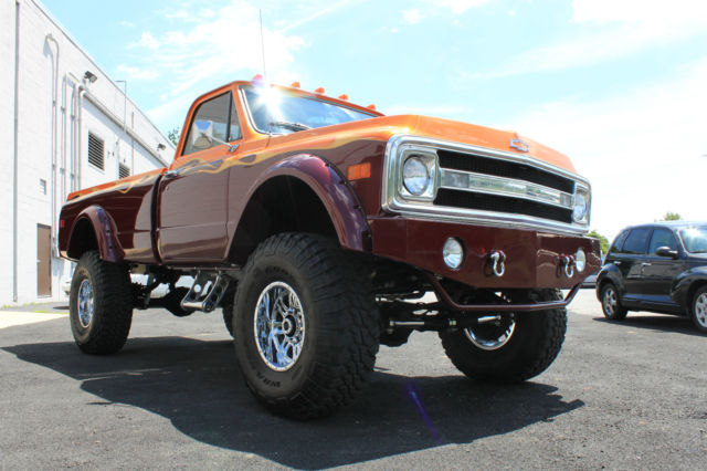 1970 Chevrolet C-10 1970 CHEVY C10 SHOW TRUCK CUSTOM - photo 4