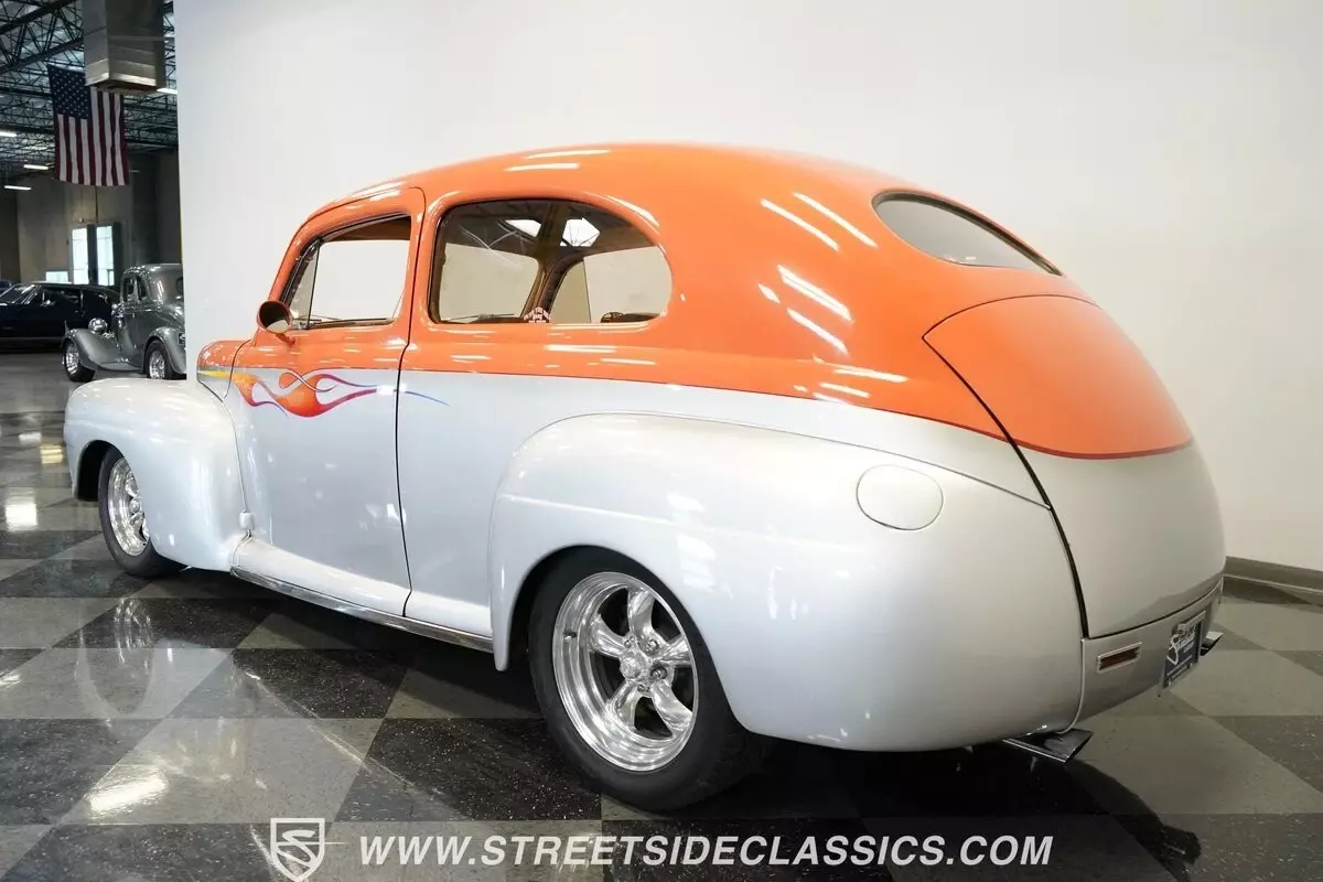 1947 Ford Deluxe - photo 12