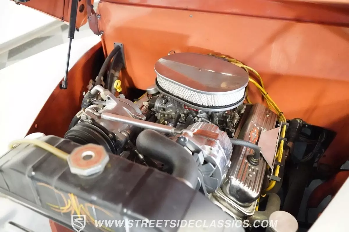 1947 Ford Deluxe - photo 5