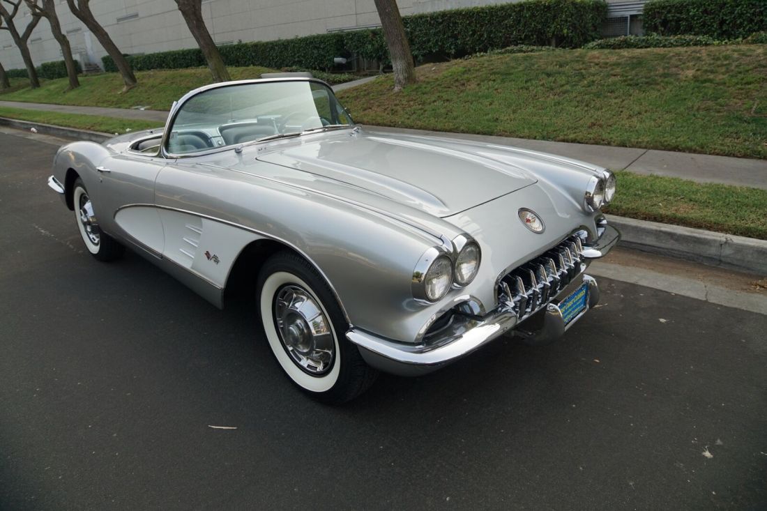 1959 Chevrolet Corvette 283/270HP 2x4V V8 Convertible - photo 10