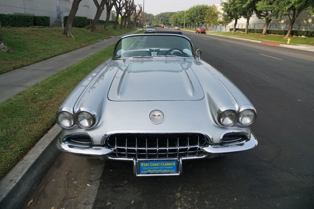 1959 Chevrolet Corvette 283/270HP 2x4V V8 Convertible - photo 12