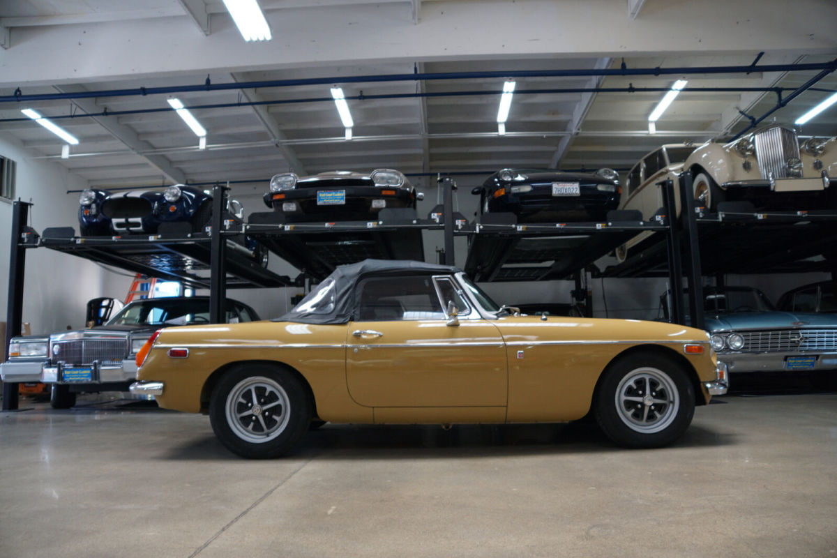 1972 MG MGB Mark III Roadster - photo 4